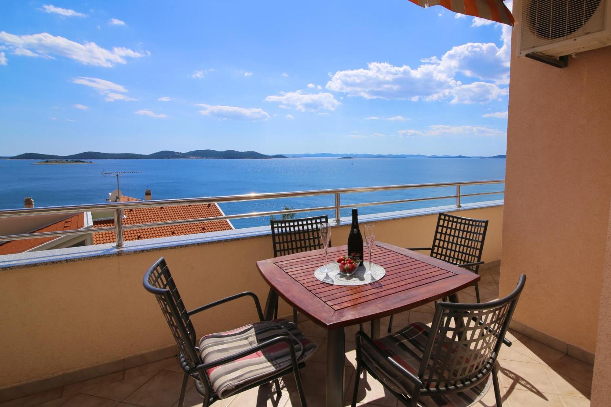 Lea Apartments Drage Quarto foto